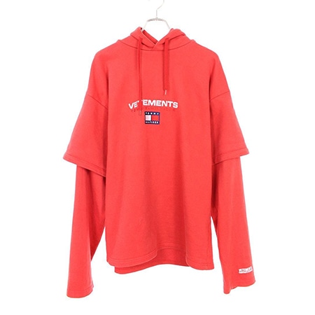 TOMMY HILFIGER(トミーヒルフィガー)×VETEMENTS(ヴェトモン)18SS ロゴレイヤードプルオーバーパーカー