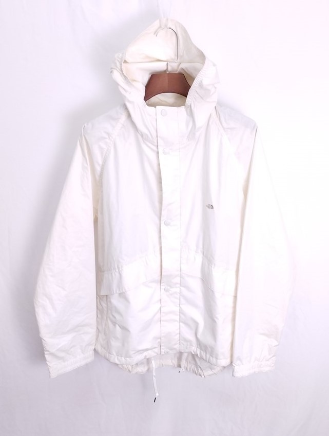 THE NORTH FACE PUEPLELABEL ザノースフェイスパープルレーベル マウンテンウィンドパーカー M ホワイト 別注