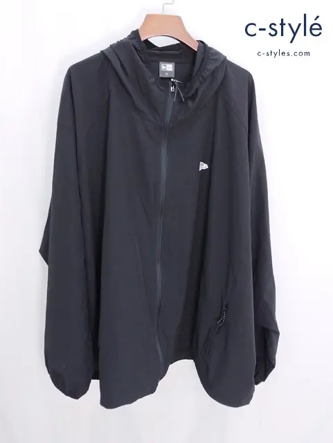 NEW ERA ニューエラ ライトウインドジャケット フラッグロゴ 8L ブラック フード パーカー ストレッチ