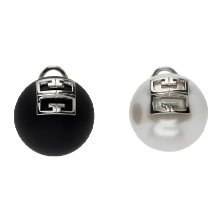 GIVENCHY(ジバンシィ) ピアス ブラック＆ホワイト 4G