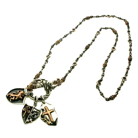 LORD CAMELOT(ロードキャメロット) ネックレス LC-323 エンブレムチャーム付きデザインチェーン