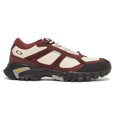 Oakley(オークリー) Sierra Terrain