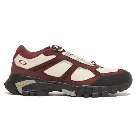 Oakley(オークリー) Sierra Terrain