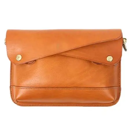 BEERBELLY(ビアベリー) クラッチバッグ レザー