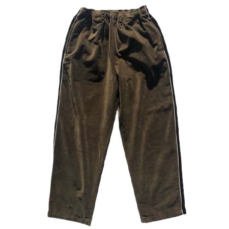 COMFORTABLE REASON(コンフォータブルリーズン)  “VELVET TROUSERS” – OLIVE [CR5]