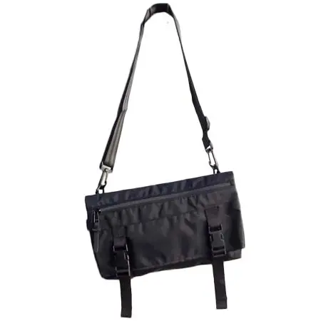 IGNOBLE(イグノーブル) Duran Compact Messenger　/ ショルダーバッグ・メッセンジャーバッグ