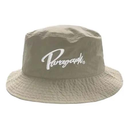 Paragraph(パラグラフ) A’GEM/9 × .kom『paragraph/パラグラフ』PARAGRAPH FRONT-TO-BACK LOGO BUCKET HAT/ブランドロゴ カーシブ 刺繍バケットハット