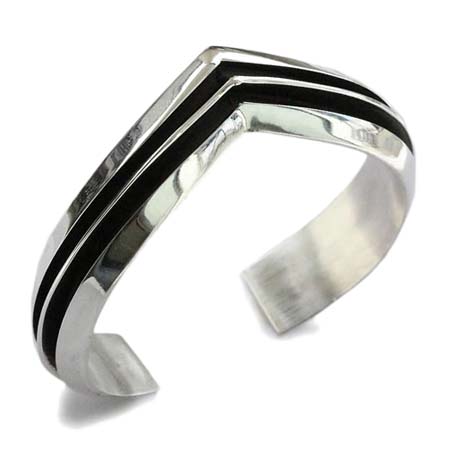 TOMHAWK(トムホーク) 2 line V-shaped Bangle 13mm / 2ライン Vシェイプ バングル