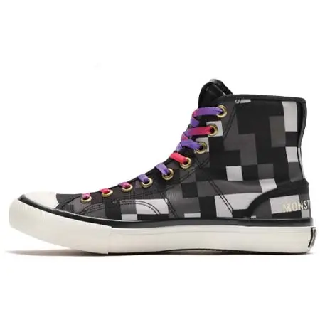 UBIQ(ユービック) UBIQ×モンスターストライク コラボスニーカー（ルシファーモデル）