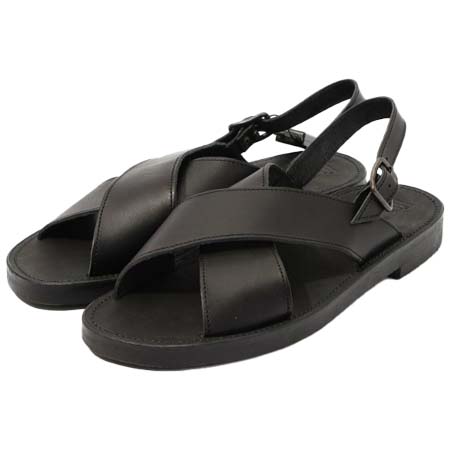 La Botte Gardiane(ラボッタガルディエーヌ) レザー ストラップサンダル