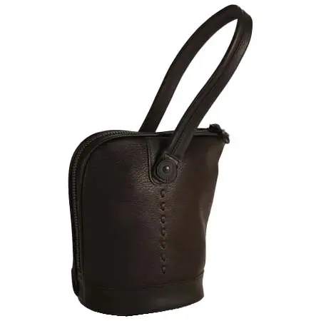 Magnu(マヌー) HONA pouch スムース革