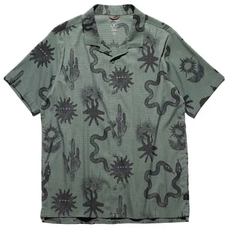 ROARK REVIVAL(ロアークリバイバル) BLESS UP TRAIL